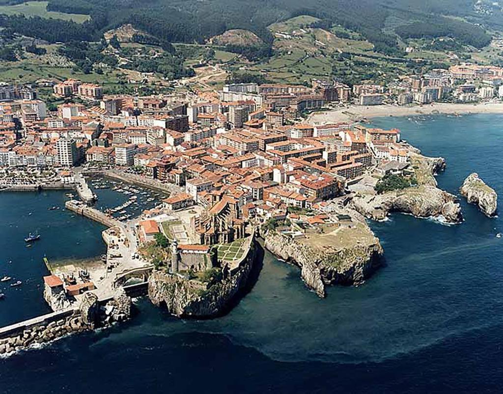 Precioso Estudio En Castro Urdiales Appartement Buitenkant foto