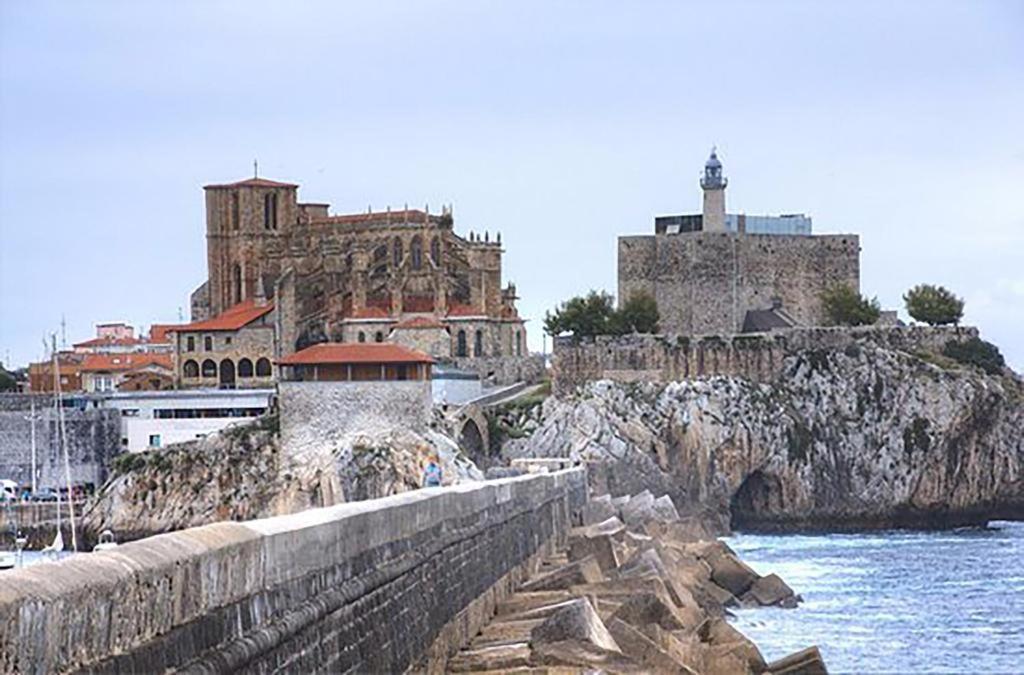 Precioso Estudio En Castro Urdiales Appartement Buitenkant foto